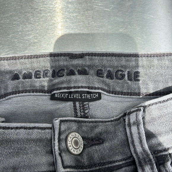 Extra short, American Eagle, gray distressed jeans - Picture 3 of 4